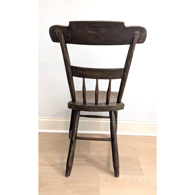 American Antique Half Spindle Plank Seat Chair 19th Century For Sale - Image 3 of 10