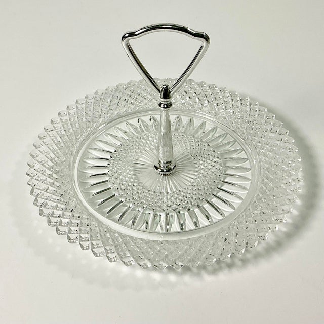 Transparent Mid 20th Century Hollywood Regency Boho Chic Glass Diamond Point Bon Bon Plate. For Sale - Image 8 of 8