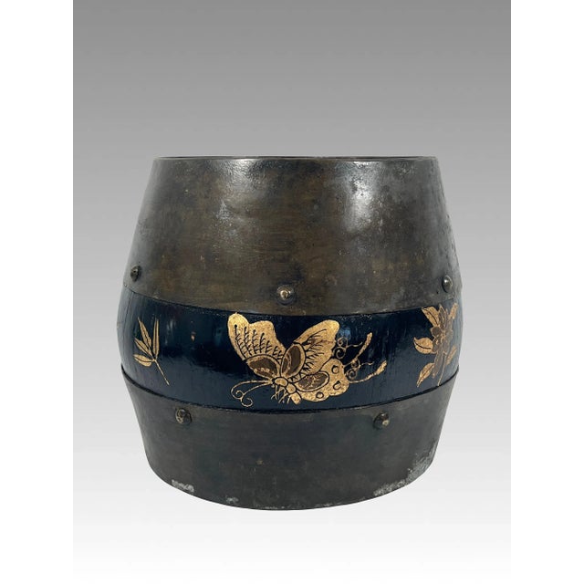 Chinese Certified Antique Chinese Elm & Fir Wooden Rice Measuring Container / Bucket Anhui Province With Gold Butterflies and Moths, Qing Dynasty For Sale - Image 3 of 11