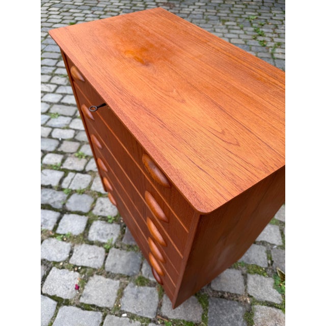 Danish Teak Chest of Drawers with Shell Handles and Lock For Sale - Image 3 of 11