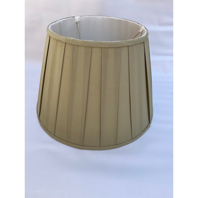 Green Box Pleat Lamp Shade For Sale - Image 4 of 8