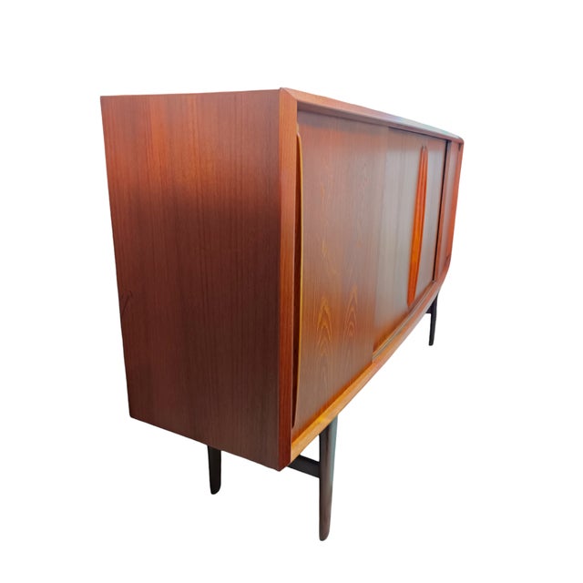 Wood Mid-Century Danish Teak Low Sideboard by Svend Åge Madsen for H.P. Hansen, 1960s For Sale - Image 7 of 12
