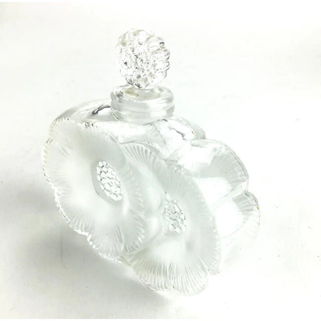 Art Deco Vintage Genuine Lalique Perfume Bottle With Stopper For Sale - Image 3 of 8