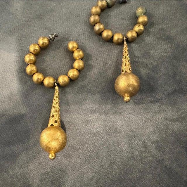 Gold A Set of 1980s Costume Jewelry Gilt Metal Italian Earrings For Sale - Image 8 of 9