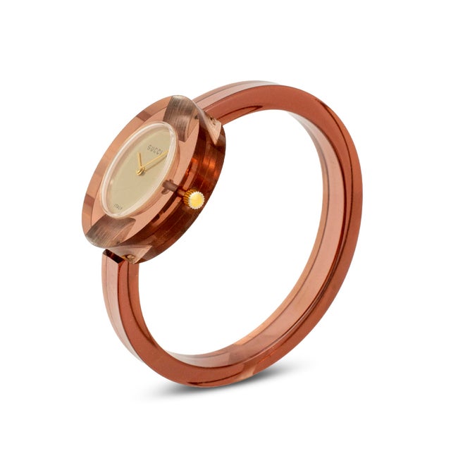 Late 20th Century late 20th Century Ladies Vintage Pink Gucci Lucite 35mm Bangle Manual Wind Watch For Sale - Image 5 of 9