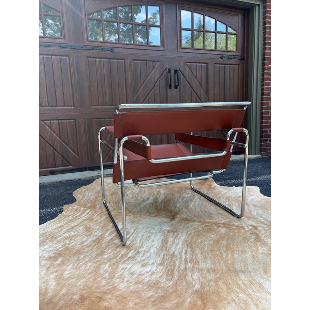 This iconic style chair will add the touch of Mid-Century Modern every room needs. Timeless in design and built to last....