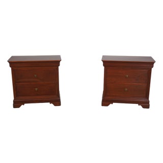 Pair Stickley Cherry 3 Drawer Marseilles Nightstands For Sale