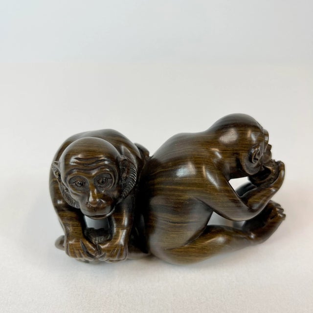 Brown Two Hand Carved Monkeys in Hardwood For Sale - Image 8 of 8