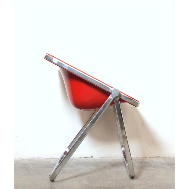 Castelli Red Plona Armchairs by Giancarlo Piretti for Anonima Castelli, Italy, 1970s For Sale - Image 4 of 15