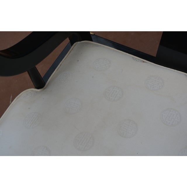 1980s Century Chair Co. Ming Black Lacquer & Brass Horseshoe Back Chair W/ White Seat For Sale - Image 10 of 18