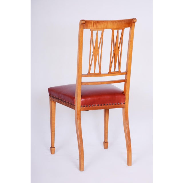 19th Century British Satin Wood Dining Room Set with 12 Chairs from Maple & Co., Set of 15 For Sale - Image 11 of 18