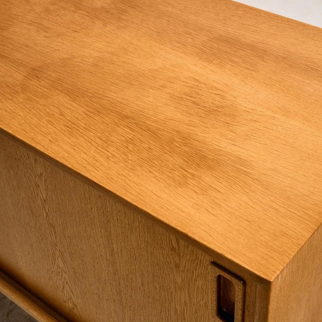Oak Model 21 Sideboard by Gunni Omann for Omann Jun Møbelfabrik, 1960s For Sale - Image 13 of 17