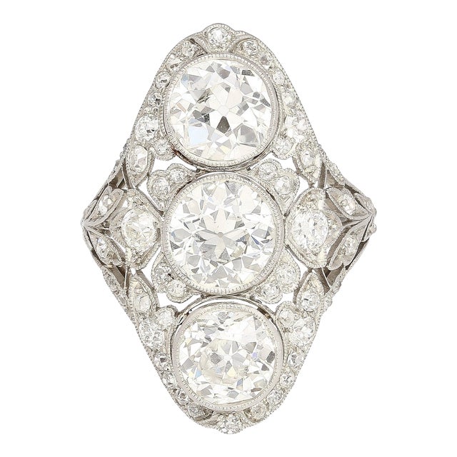 1930s Art Deco Top River Vertical Set 6 Carat Old Euro Cut Diamond and Platinum Ring Size 5.5 For Sale