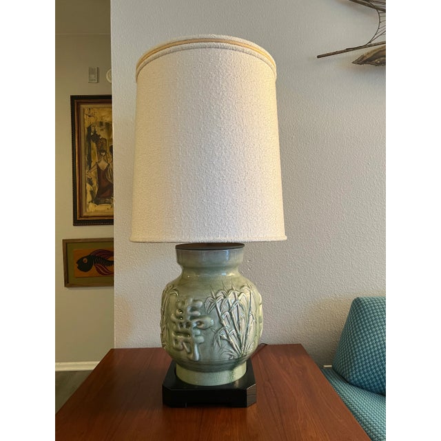 Large Vintage Mid-Century Modern Chinoiserie Chinese Bamboo Ceramic Table Lamp With Shade Black Sea Foam Green For Sale - Image 10 of 13