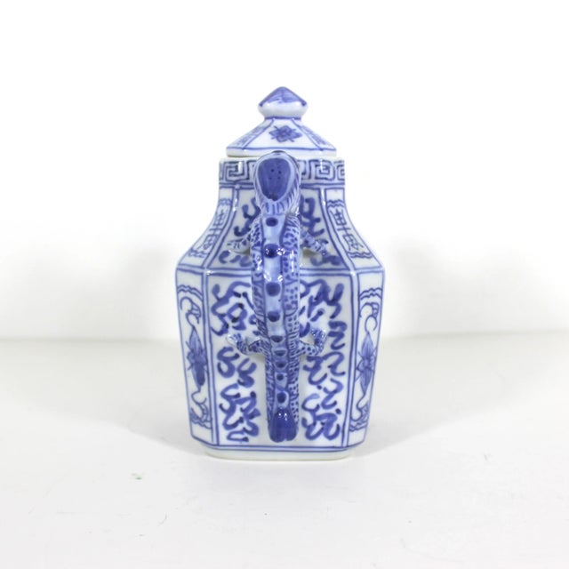 Vintage Chinese Qianlong Nian Zhi Porcelain Teapot Featuring a Dragon and Foo Dog For Sale - Image 4 of 9