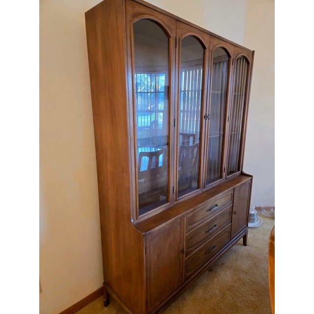 Mid 20th Century Modern China Cabinet With Walnut Finish by Halle Bros For Sale - Image 10 of 11