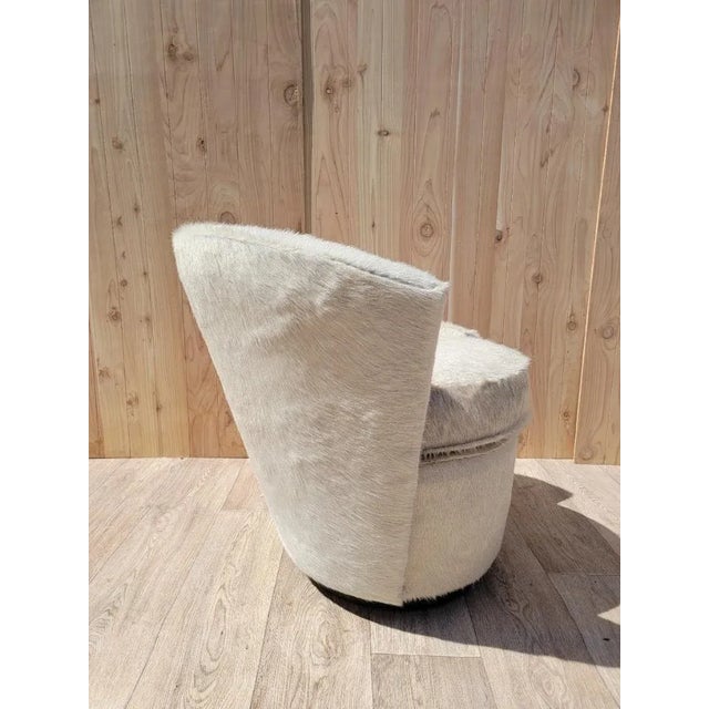 Vladimir Kagan Mid Century Modern Vladimir Kagan Style Asymmetrical Swivel Chair Newly Reupholstered in Cowhide For Sale - Image 4 of 11