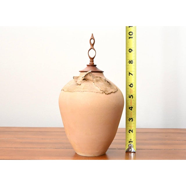 Vintage Organic Modern Studio Pottery Lidded Vessel For Sale In New York - Image 6 of 6