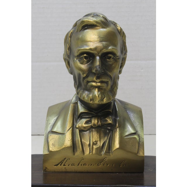 1960s Traditional Americana Solid Brass Abraham Lincoln Bust Bookends on Walnut Bases – A Pair For Sale - Image 14 of 15