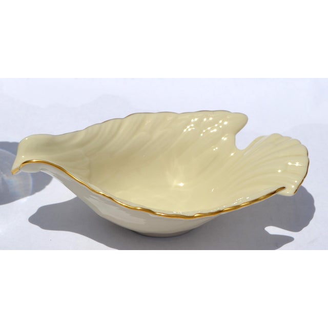 Ceramic 1980s Lenox Dove Collection Open Candy Dish Fine Bone Ceramic Porcelain Gold Trim For Sale - Image 7 of 13