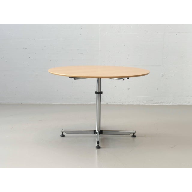 Classic Adjustable Usm Kitos Round Table in Beech from Usm Haller, 1990s For Sale - Image 4 of 14