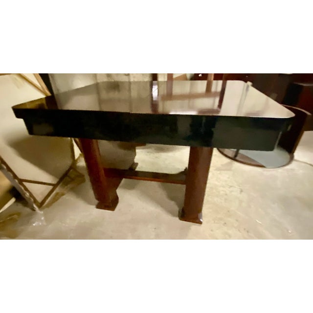 1940s 1940s Art Deco Mahogany and Ebony Dining Table, With 2 Extension Leaves For Sale - Image 5 of 11