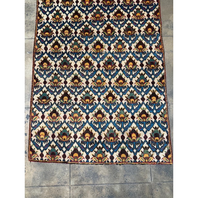 Mid 19th Century 19th Century Agra Carpet, Indian Handwoven Rug With Lattice Floral Design For Sale - Image 5 of 9