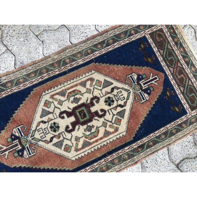 Turkish 1960s Vintage Handmade Turkish Wool Rug For Sale - Image 3 of 6