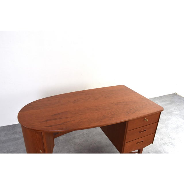 Mid-Century Modern Organic Teak Desk from Sola Møbler, 1960s For Sale - Image 14 of 17