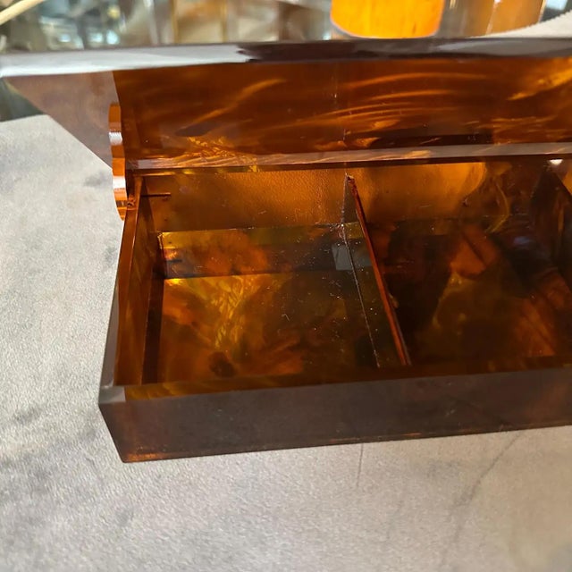 Mid-Century Modern 1970s Mid-Century Modern Fake Tortoiseshell Lucite Italian Jewelry Box For Sale - Image 3 of 8