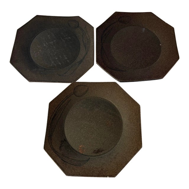 Set of 3 Vintage Handmade Stoneware Octagonal Plate For Sale