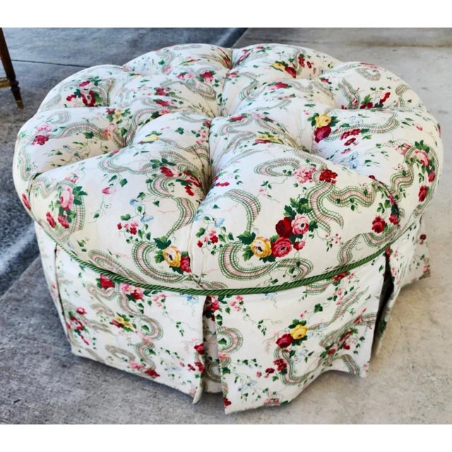 Floral Roses Ottoman Tufted Round For Sale In Miami - Image 6 of 14