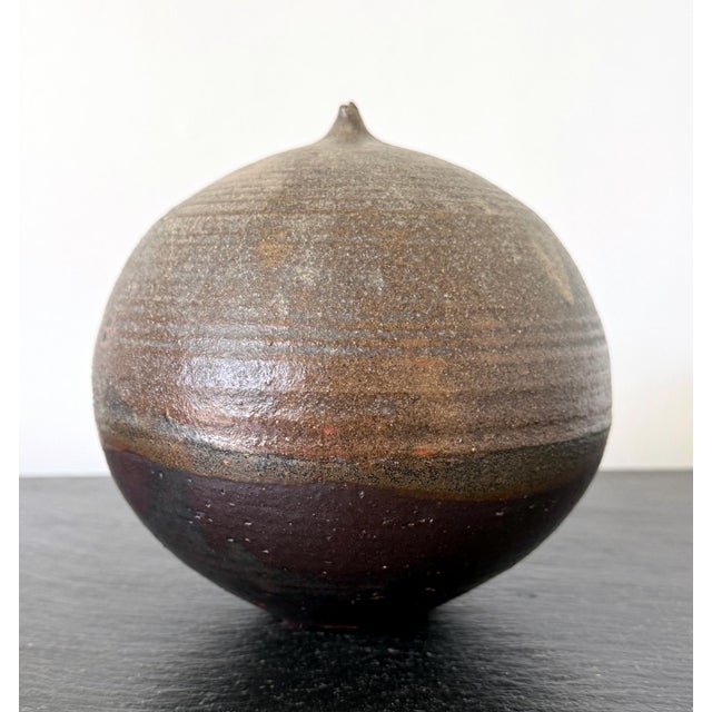 Ceramic Moon Pot with Salt Firing and Rattle by Toshiko Takaezu For Sale - Image 11 of 18