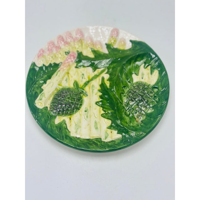 Mediterranean Decorative Majolica Plate For Sale - Image 3 of 6