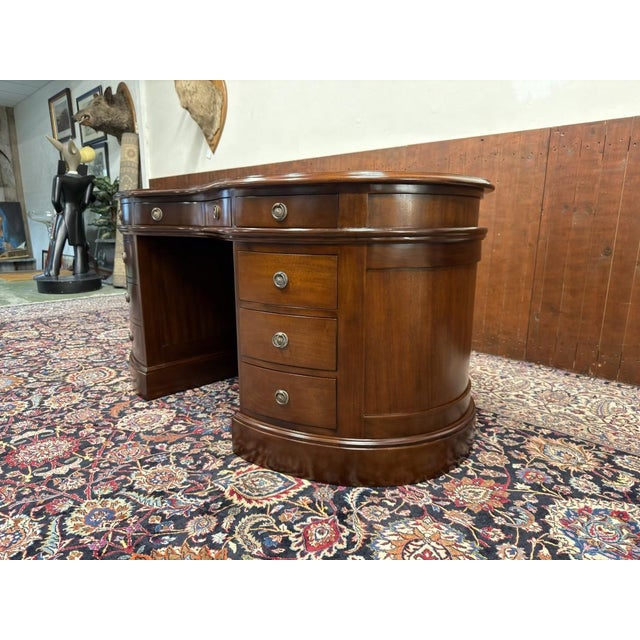 English Kidney-Shaped Chesterfield Desk For Sale - Image 4 of 17