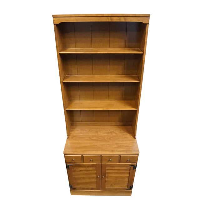 Ethan Allen Ethan Allen Heirloom Nutmeg Maple CRP Custom Room Plan 30" Shutter Door Cabinet W. Bookcase Top 10-4511p / 10-4019 For Sale - Image 4 of 14