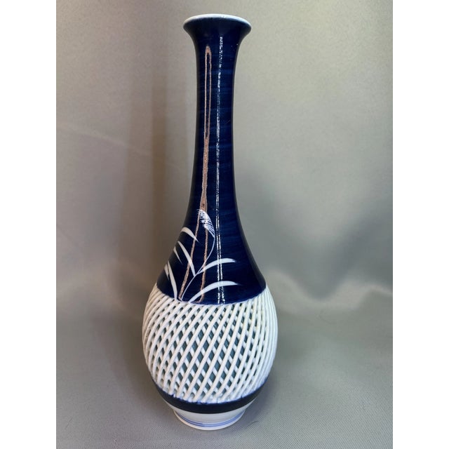 Celebrate the beauty of traditional Japanese porcelain with this **Vintage Mid-Century Modern Signed Arita Hasami...
