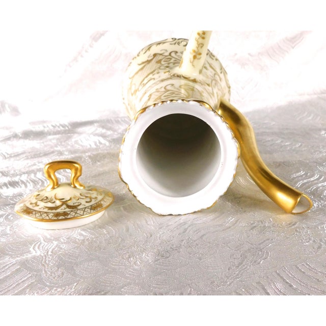 Late 18th Century Tressemanes and Vogt Limoges Chocolate Pot With Raised Gold Trim For Sale - Image 10 of 16