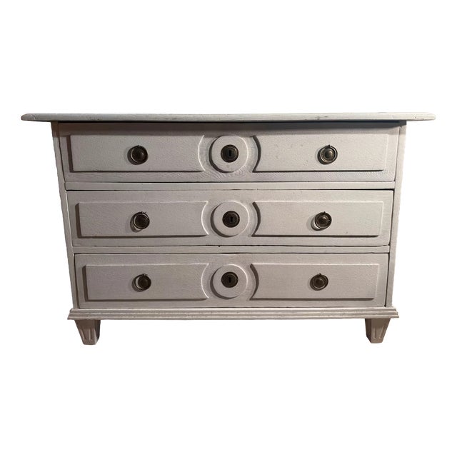 Empire Louie Shabby Chic Chest of Drawers in Coarse-Pored Oak Wood, 1890s For Sale