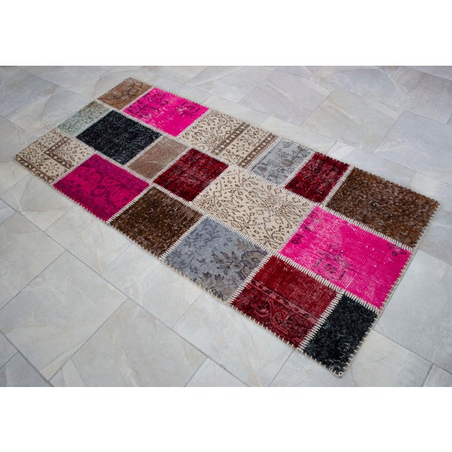 Hand-Knotted Turkish Rug Handstitched Vibrant Pink & Red Floor Art Room Decor - 2'11" X 6'5" For Sale - Image 15 of 18