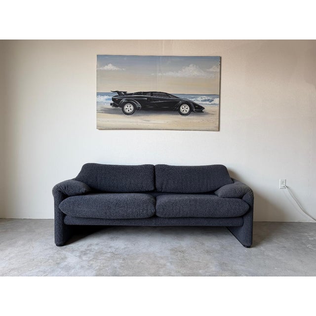 1980s Schamerhorn Black Lamborghini Countach on Sandy Beach Oil on Canvas Painting – Signed, Unframed For Sale - Image 4 of 14