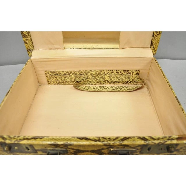 Vintage Mid Century Modern Faux Python Snakeskin Travel Toiletry Case Suitcase For Sale - Image 9 of 16