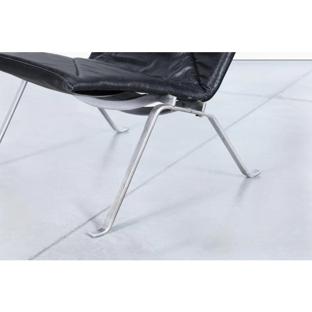 Black Mid-Century Pk22 Leather Lounge Chairs by Poul Kjaerholm for E. Kold Christensen For Sale - Image 8 of 12