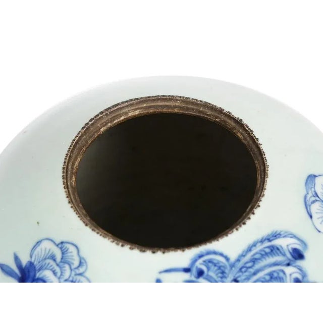 Antique 19th Century Chinese Porcelain Urn With Top For Sale - Image 4 of 6