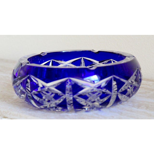 Royal Blue Vintage Cobalt Blue Cut-to-Clear Crystal Ashtray – Geometric Starburst Design – 8" For Sale - Image 8 of 16