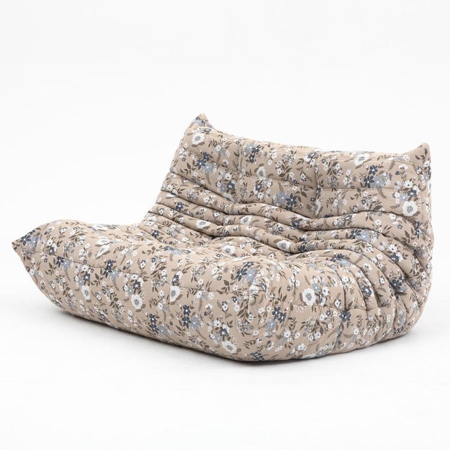 Togo Pouf and 2-Seater Sofa in Pattern by Michel Ducaroy for Ligne Roset, Set of 2 For Sale - Image 9 of 15