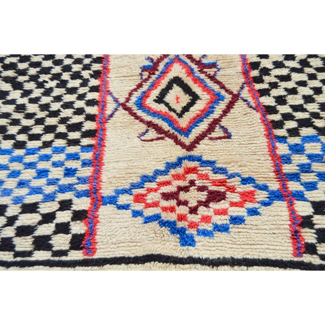 Mid 20th Century Vintage Moroccan Rug - 6'9'' X 4'10'' For Sale - Image 11 of 13