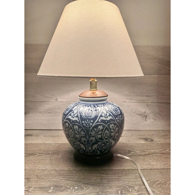 Vintage Lauren Ralph Lauren Blue & White Porcelain Ginger Jar Table Lamp For Sale In Phoenix - Image 6 of 9