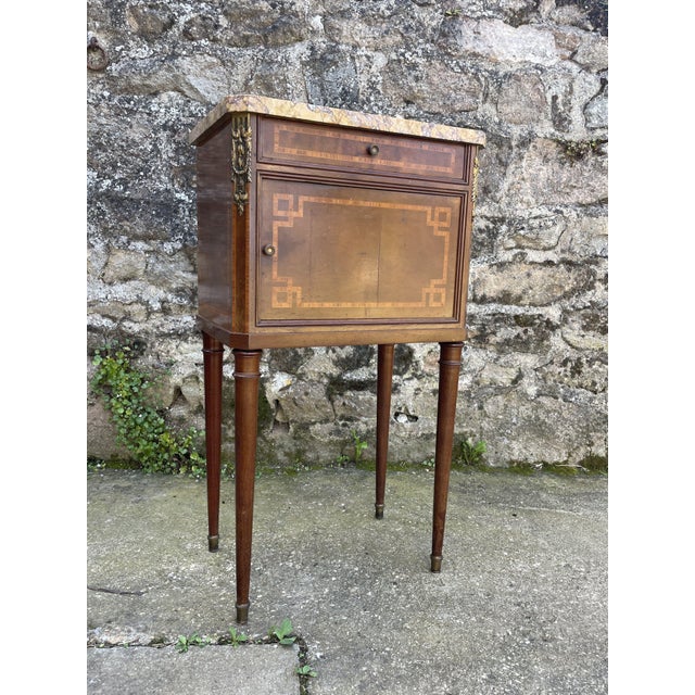 Louis XVI Bedside Table in Marble and Ceramic For Sale - Image 11 of 16