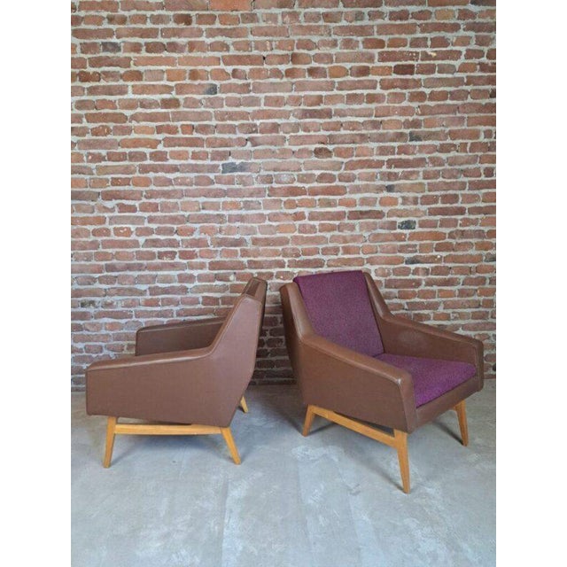 Pair of Vintage Armchairs – Mid-Century Elegance